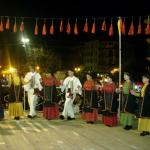 Καλές Αποκριές, με το χαμόγελο στα χείλη και με την ζωντάνια της νιότης...