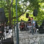 Γλέντησαν με την ψυχή τους...